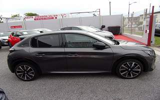 PEUGEOT&nbsp;208&nbsp; NV