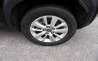 TOYOTA&nbsp;YARIS&nbsp; CROSS HYBRID