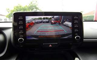 TOYOTA&nbsp;YARIS&nbsp; CROSS HYBRID