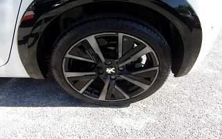 PEUGEOT&nbsp;208&nbsp; II