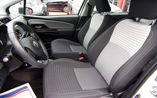 TOYOTA&nbsp;YARIS&nbsp; HYBRID