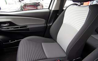TOYOTA&nbsp;YARIS&nbsp; HYBRID