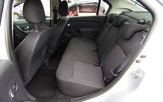 DACIA&nbsp;LOGAN&nbsp; LAUREATE