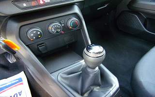 DACIA&nbsp; SANDERO&nbsp;SANDERO SCE 65 BVM 5