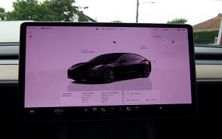 TESLA&nbsp; MODEL 3&nbsp;MODEL 3
