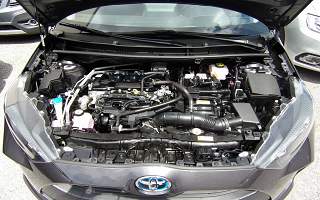 TOYOTA&nbsp;YARIS&nbsp; HYBRID