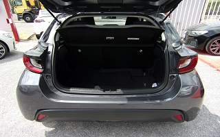 TOYOTA&nbsp;YARIS&nbsp; HYBRID