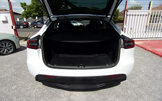 TESLA&nbsp; MODEL Y&nbsp;MODEL Y AUTONOMIE STANDARD