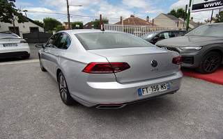 VOLKSWAGEN&nbsp;PASSAT&nbsp; BERLINE