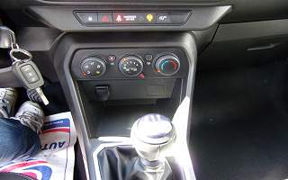 DACIA&nbsp;SANDERO&nbsp; III