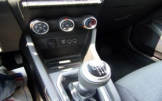 RENAULT&nbsp;CLIO&nbsp; Y