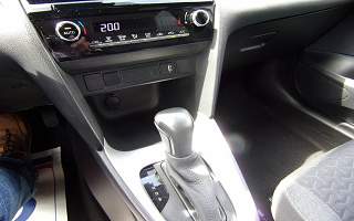 TOYOTA&nbsp;YARIS&nbsp; CROSS HYBRID