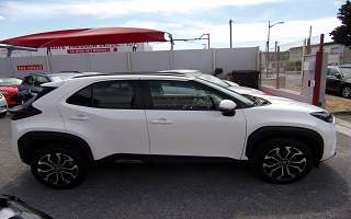 TOYOTA&nbsp;YARIS&nbsp; CROSS HYBRID