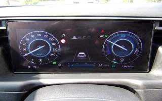 HYUNDAI&nbsp;TUCSON&nbsp; HYBRID