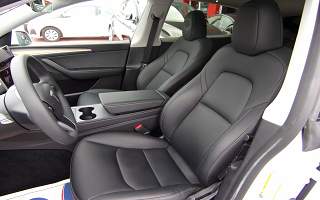 TESLA&nbsp; MODEL Y&nbsp;MODEL Y STANDARD RWD