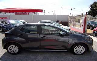 TOYOTA&nbsp;YARIS&nbsp; HYBRID