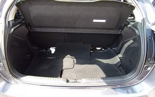 TOYOTA&nbsp;YARIS&nbsp; HYBRID