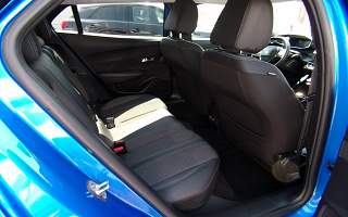 PEUGEOT&nbsp;E-2008&nbsp; ELECTRIQUE 136CH BVA