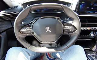 PEUGEOT&nbsp;E-2008&nbsp; ELECTRIQUE 136CH BVA