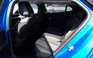 PEUGEOT&nbsp;E-2008&nbsp; ELECTRIQUE 136CH BVA