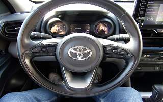 TOYOTA&nbsp; YARIS CROSS&nbsp;YARIS CROSS HYBRIDE 116H AWD-I
