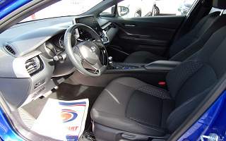 TOYOTA&nbsp;CHR&nbsp; HYBRID