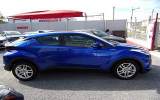 TOYOTA&nbsp;CHR&nbsp; HYBRID