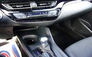 TOYOTA&nbsp;CHR&nbsp; HYBRID