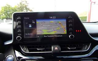 TOYOTA&nbsp;C-HR&nbsp; HYBRID