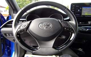 TOYOTA&nbsp;C-HR&nbsp; HYBRID