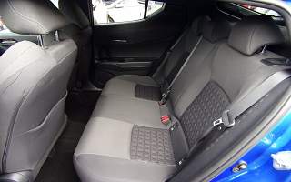 TOYOTA&nbsp;C-HR&nbsp; HYBRID