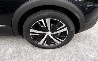 PEUGEOT&nbsp; 3008&nbsp;3008 1.5 BLUEHDI 130CH