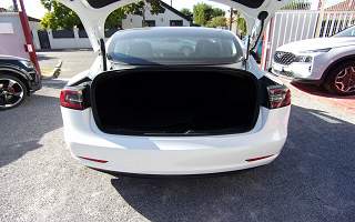 TESLA&nbsp;MODEL 3&nbsp; STANDARD RWD