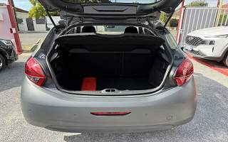 PEUGEOT&nbsp;208&nbsp; 5P