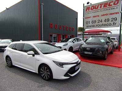 TOYOTA - COROLLA TOURING SPORTS HYBRIDE MY21 - 5CV - HYBRIDE