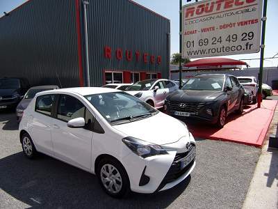 TOYOTA - YARIS 110 VVT-I 5P BVA - 6CV - ESSENCE