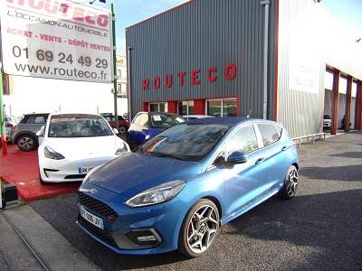 FORD -  5P ST - 11CV - ESSENCE